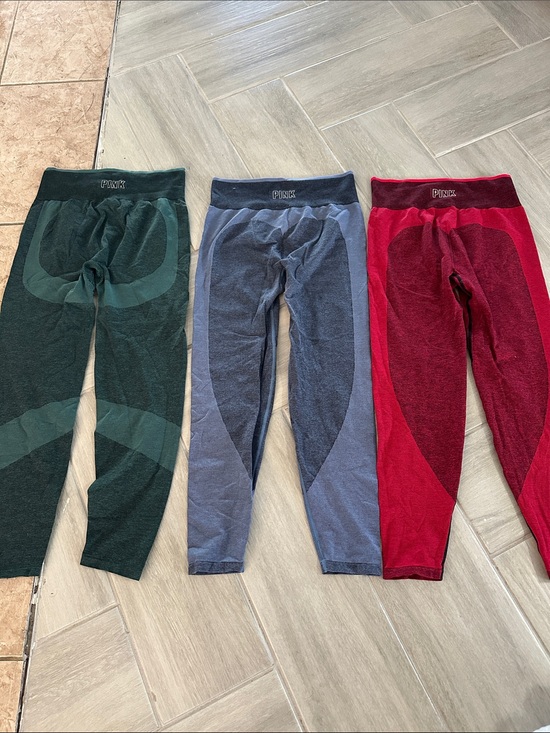PINK Victoria's Secret Pants - 3 PINK Victoria's Secret Colorblock Seamless Leggings Trio - Green, Blue, Red